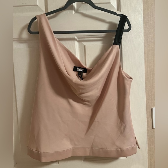 NWT Dkny faux leather strap top - Picture 3 of 6